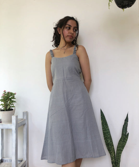 Adya Dress grey