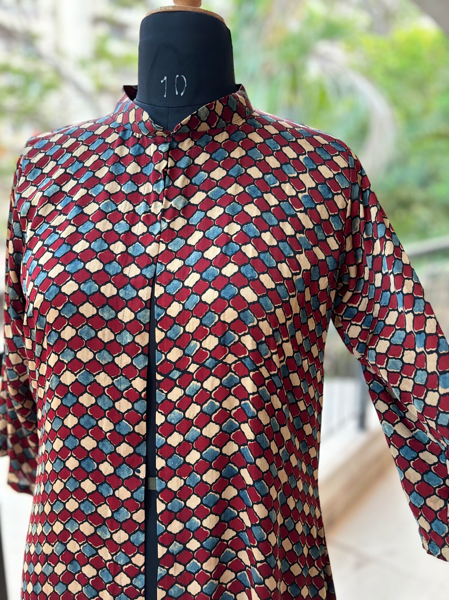 Madhubala shrug in Red and blue