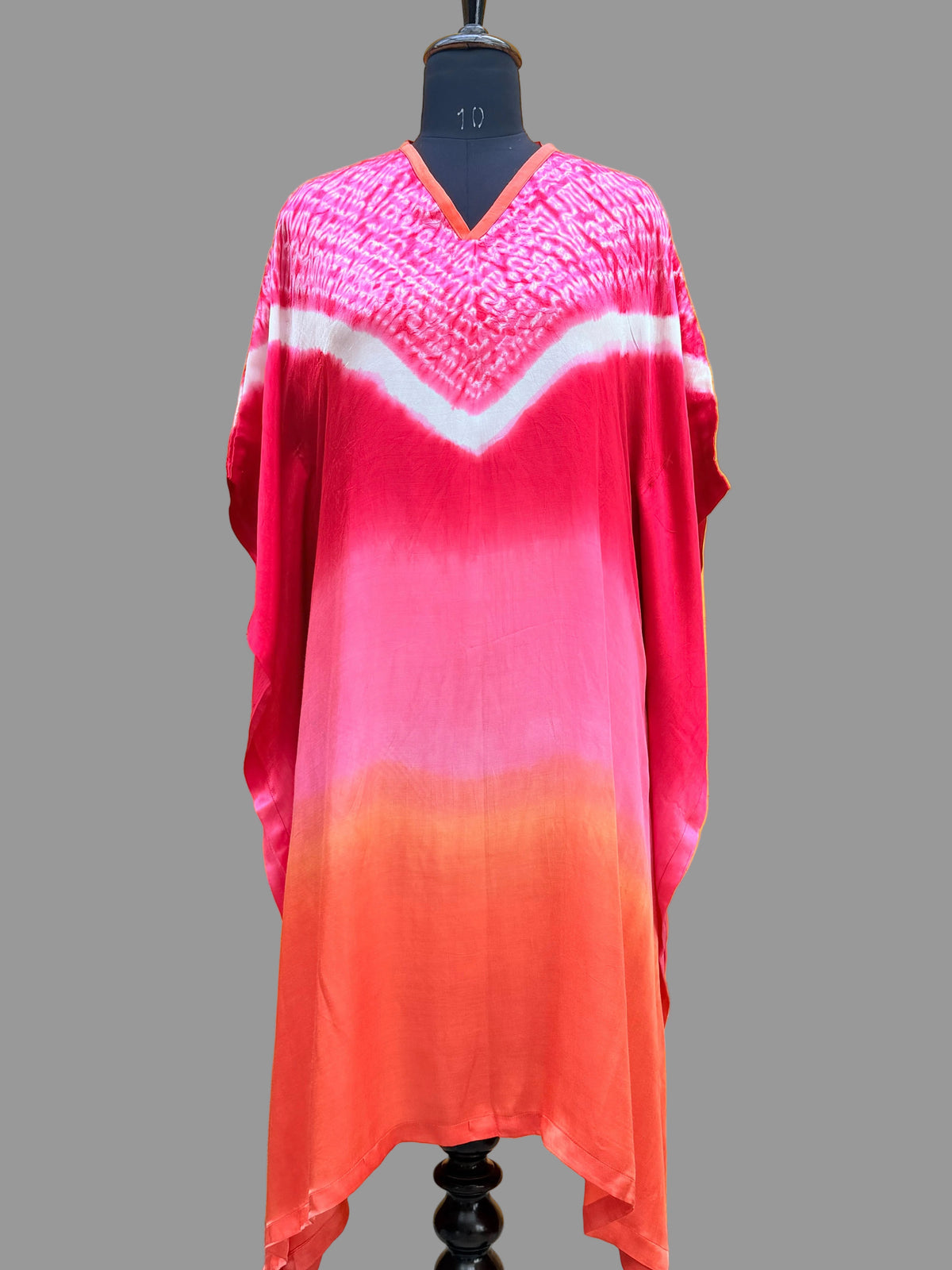 Meera kaftan