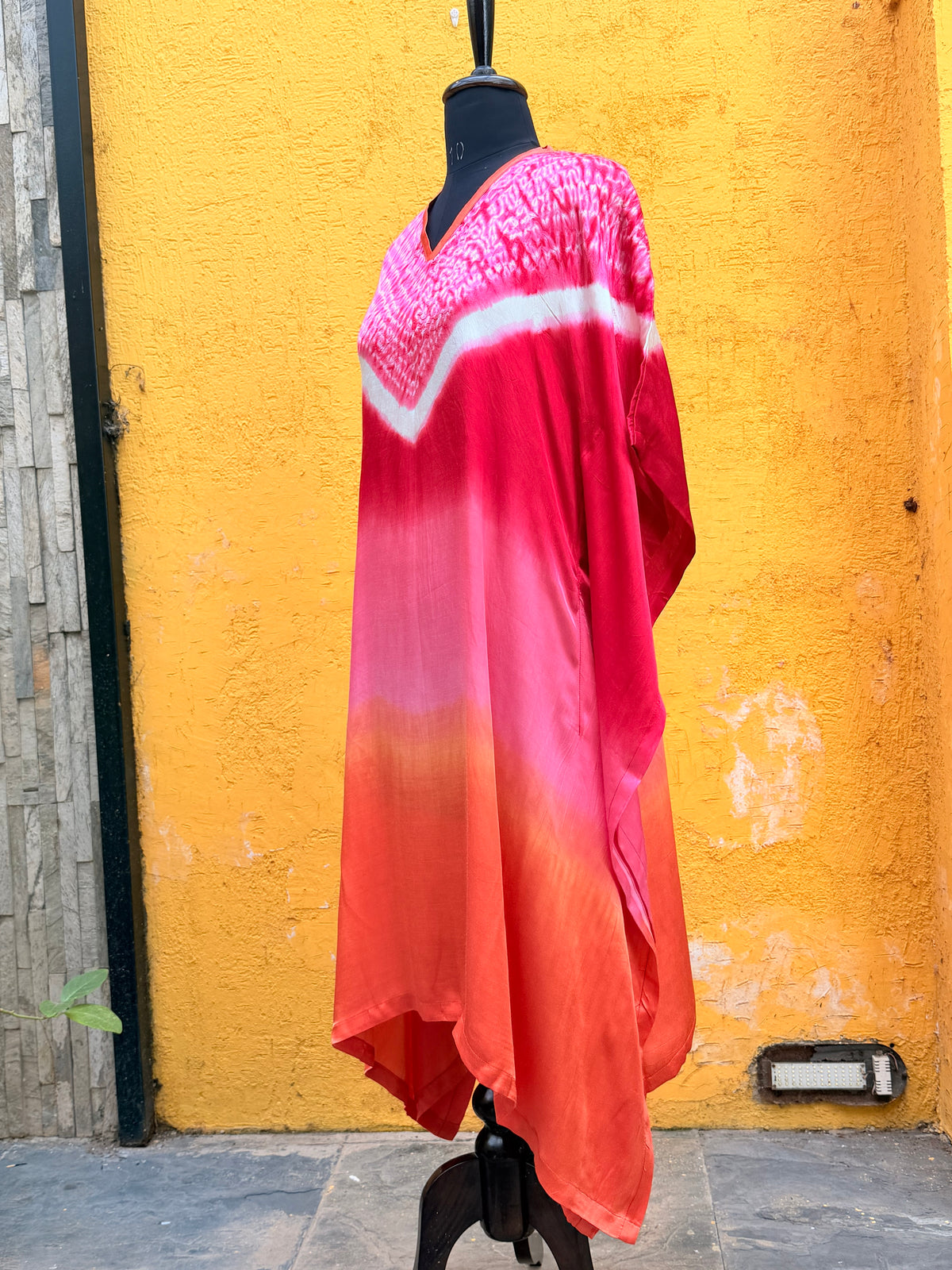 Meera kaftan