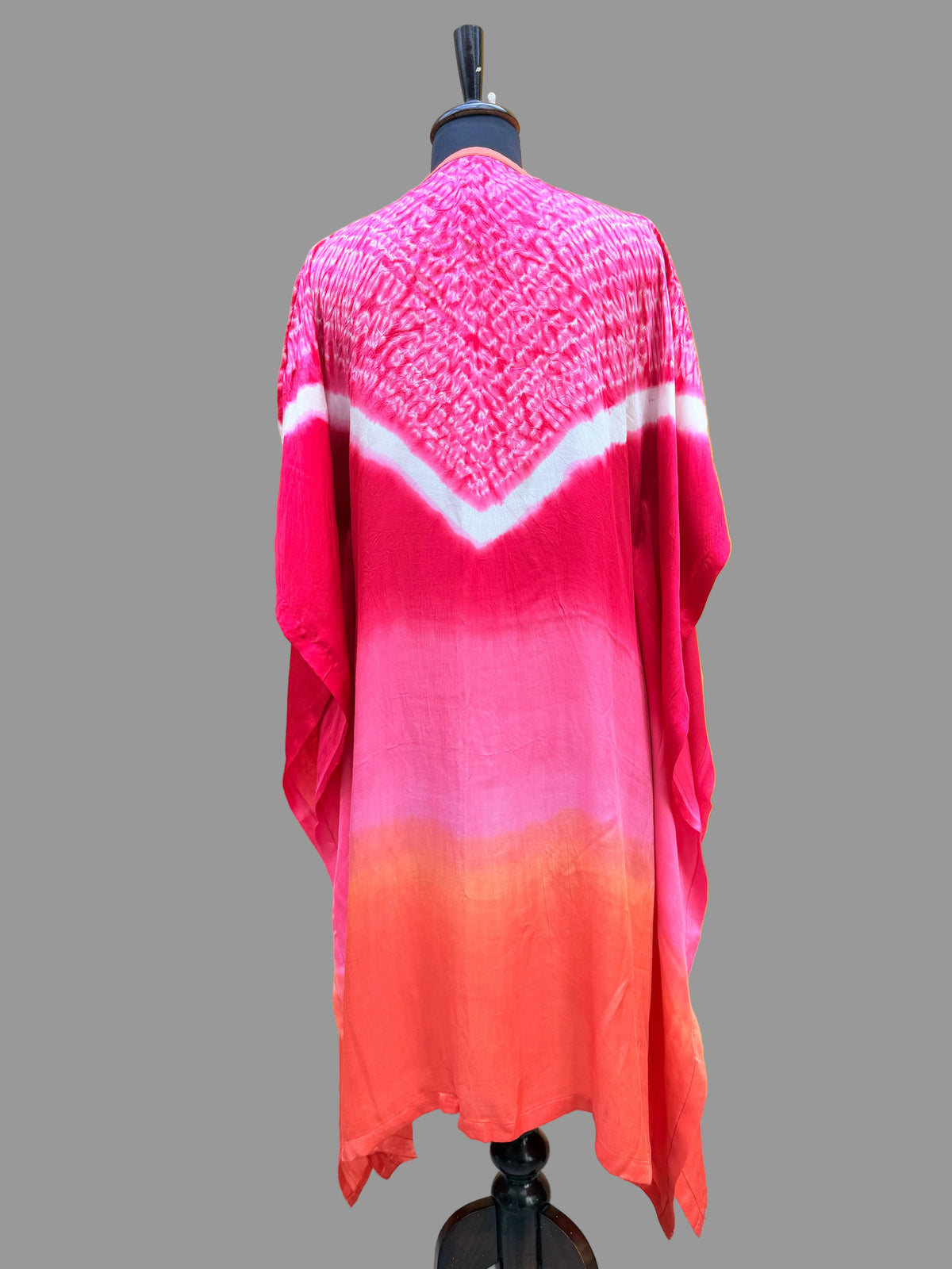 Meera kaftan